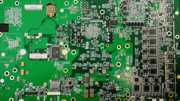 SMT貼片加工的設(shè)備有哪些，裸手操作有什么影響？-上海PCB抄板-SMT貼片加工
